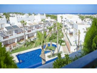 * Stunning High Quality First Floor..