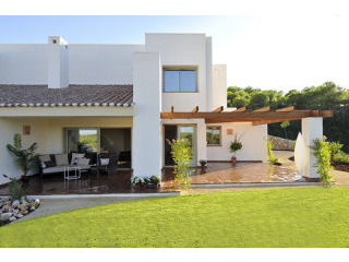 4 bedroom villa
