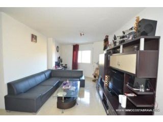 ROSES: Nice apartment in the centre