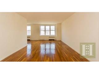 2 bedroom Apartment For Sale: 5715..