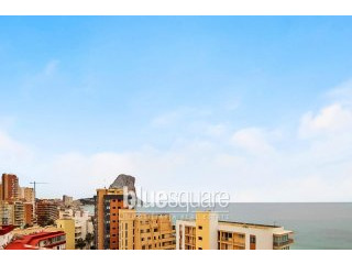 2-Bedroom top floor apartment with..