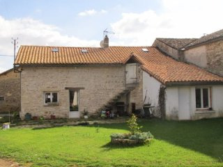 Renovated 3 Bed Stone Property