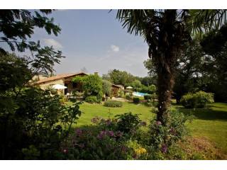 Nr Auch (Gers) - For sale: Utterly..