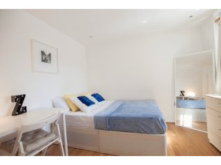 Twin for couple near Bethnal Green..