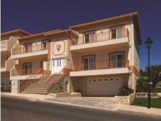 2 Bedroom Apartment With Stunning Golf..