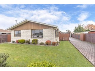 Standout Family and Entertaining Home!