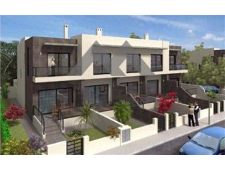 4 bedroom town house for sale