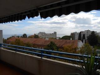 Apartment - This apartment offers nice..