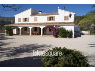 Charming Finca in Benissa with amazing..