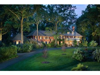 6 bedroom Detached House For Sale: 200..