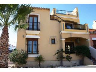 LOVELY GROUND FLOOR APARTMENT