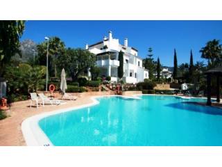 Monte Paraiso C.C. 4 Bed..
