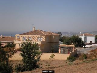 Villa for sale in Benalmadena, Malaga..