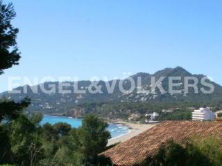 Plot of land with views of the sea