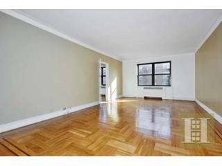 2 bedroom Apartment For Sale: 3215..