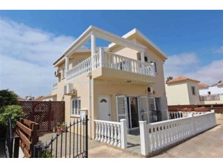 House - For Sale - 3 Bedrooms