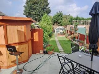 3 bedroom house in Minster On Sea..