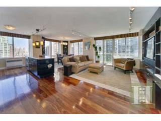2 bedroom Apartment For Sale: 61 WEST..