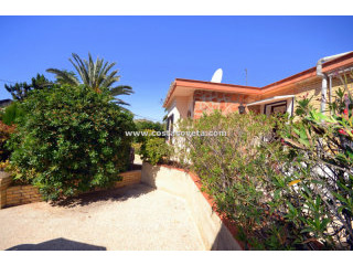 Front-Line Property With Pool At La..