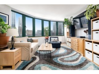 1 Bedroom - Condo - New York State -..