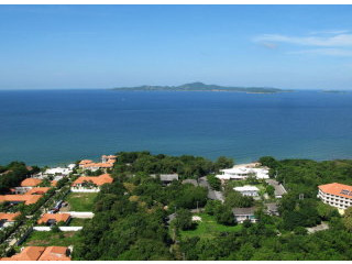 Upmarket condo on Pattaya's Pratumnak..