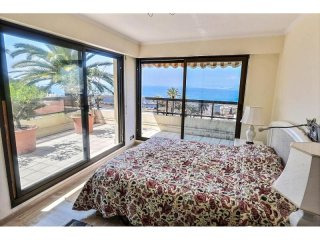 Wonderful 2 Bed Apartment Surrounded By..