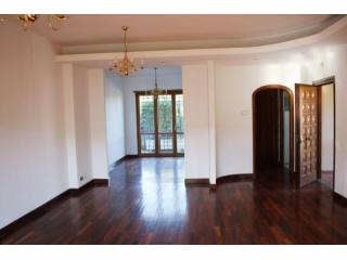 4 Bedrooms - Villa - For Sale