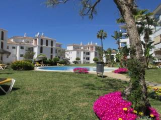 2 Bed Apartment for sale in Calahonda
