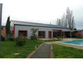 4 bedroom Villa For Sale: 79000 NIORT