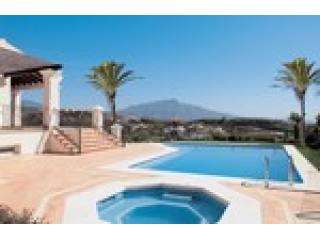 5 Bedrooms - Villa - Malaga - For Sale