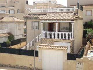 3 Bedrooms - Villa - Alicante - For Sale