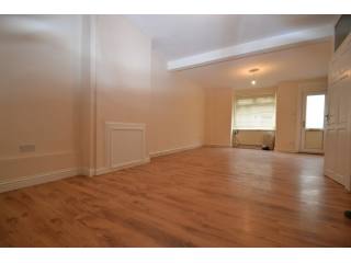 3 bedroom house in QUEENBOROUGH