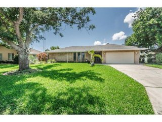 4 bedroom Property For Sale: 570..