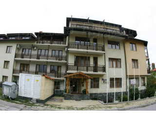 Fully Furnished Apartmet Close To The..