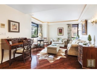 2 bedroom Apartment For Sale: 60 SUTTON..