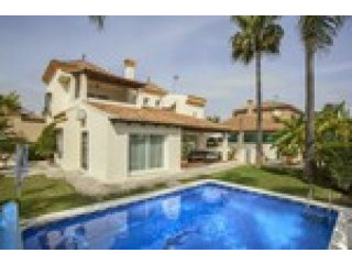 5 Bedrooms - Villa - Malaga - For Sale