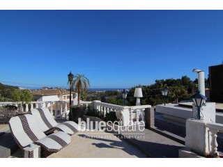 Beautiful 5-bedroom villa