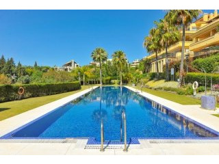 3 Bedroom Middle Floor Apartment