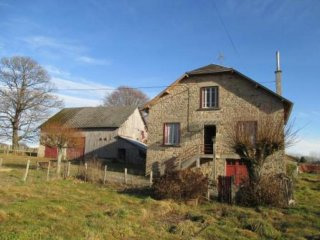 Detached Country House on 2 Hectares