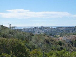 Plot/land For Sale In Nueva Andalucia..