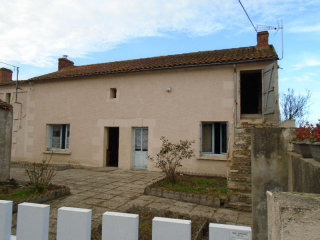 Former Farmhouse with Garden