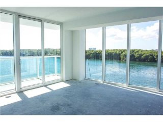 3 bedroom Flat For Sale: 400 Sunny..