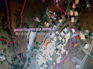 298m2 Plot in Malounta