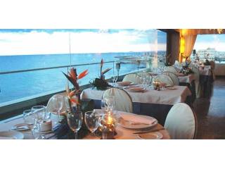 ELEGANT 50 BEDROOM HOTEL ON THE CLIFFS..