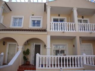 3 Bedrooms - Townhouse - Alicante - For..