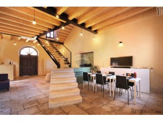 Istra - okolica Pule - predivna renovirana autohtona villa i