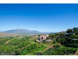 Villa for sale in Elviria, Marbella..