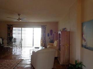 Apartment/townhouse - This..