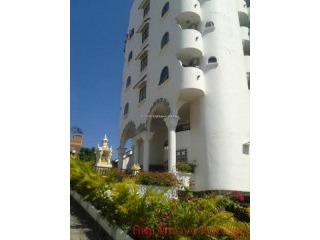 1 Bedroom Condo for sale in Pratumnak -..