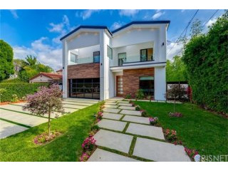 12732 Hortense Street | Studio City..